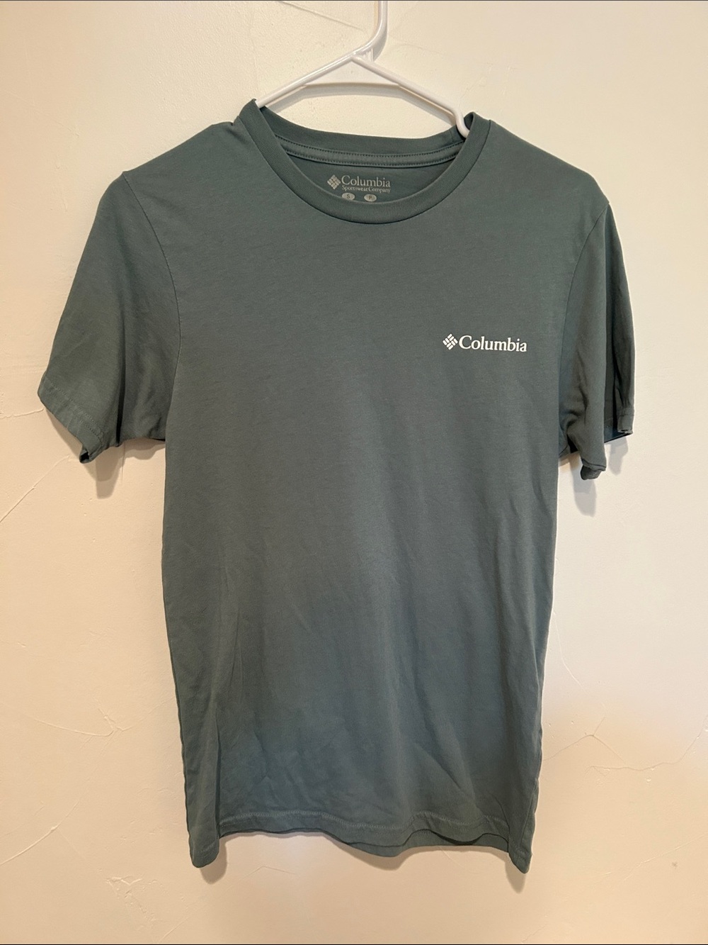 Columbia Men's Short Sleeve Tee - Olive Green